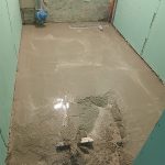 Ремонт на баня - замазка с наклони за отводняване